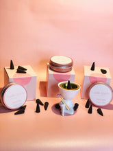 Load image into Gallery viewer, Chillax Man incense cone set
